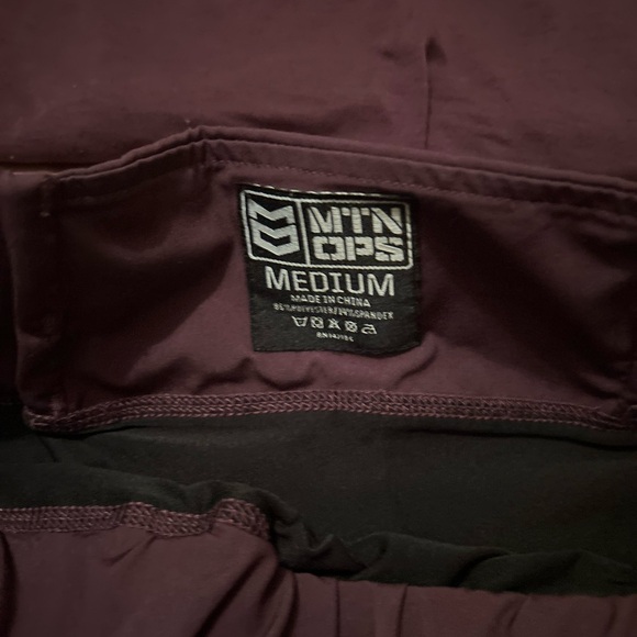 PLUM Mtn ops PODIUM CREW SHIRT - Picture 6 of 7